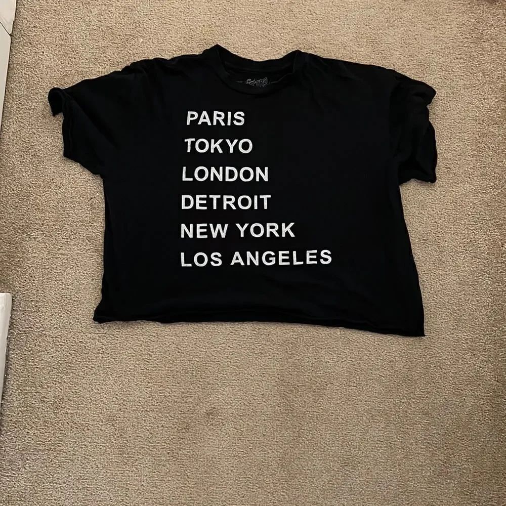 Retro Sport Medium Black City Tee